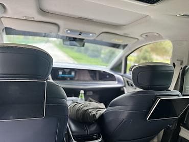 машина 14: LDV : 2024 г., 2 л, Бензин, Минивэн — 8