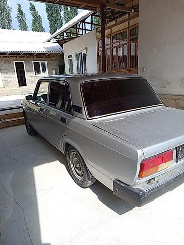Унаа: ВАЗ (ЛАДА) 2107: 2010 г., Кол менен иштөөчү, Бензин, Седан — 5