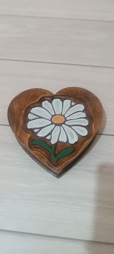 посуды бу: Деревянные шкатулки в форме сердца с рельефной ручной росписью. - — 5