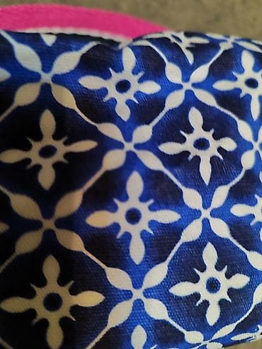 hoco y4: Косметичка от Estée Lauder
Плотная ткань
Вместительная — 3