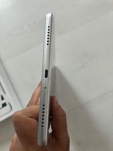 tab s5e: Планшет, Samsung, память 64 ГБ, 8" - 9", Wi-Fi, Б/у, Классический цвет - Серебристый — 4