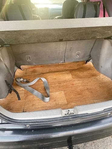 крыло rx330: Mazda 323: 2001 г., Бензин, Хэтчбэк — 7