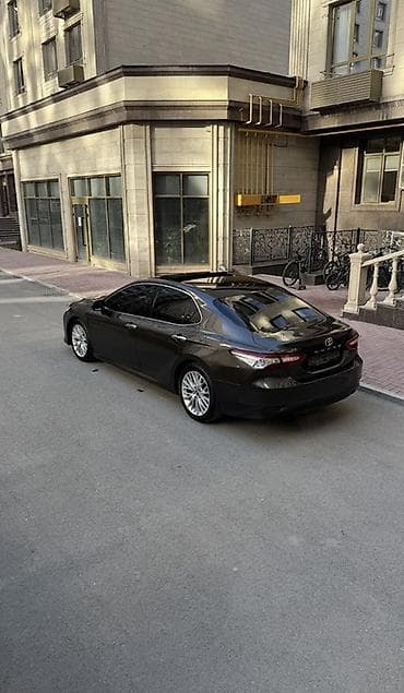 avalon 2017: Toyota Camry: 2018 г., 2.5 л, Автомат, Бензин, Седан — 1