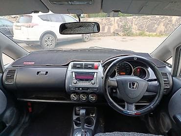 хонда истеп 1: Honda Fit: 2003 г., 1.3 л, Вариатор, Бензин, Хетчбек — 8