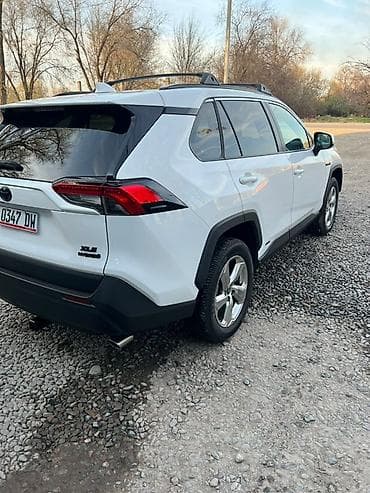 70 camry: Toyota RAV4: 2022 г., 2.5 л, Автомат, Гибрид, Кроссовер — 8