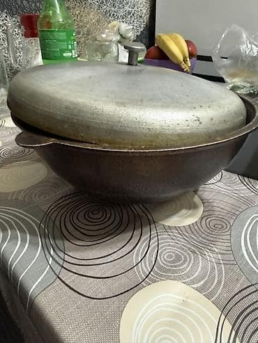 Казаны: Чугунный казан с крышкой - Материал: толстостенный чугун, равномерно — 2