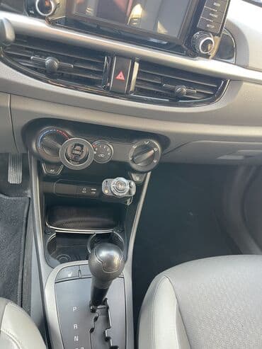 срочно продаю в связи с переездом: Kia Morning: 2020 г., 1 л, Автомат, Бензиновая, Хэтчбэк — 6