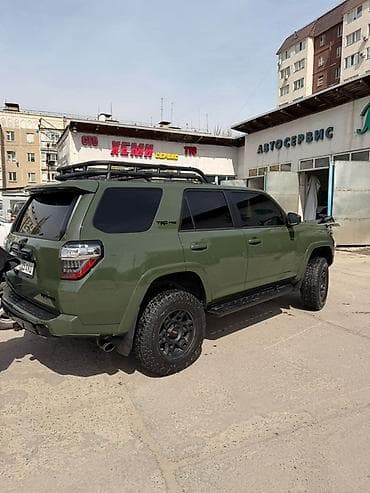 уголок для трактора: Toyota 4Runner: 2021 г., 4 л, Автомат, Бензин, Внедорожник — 3