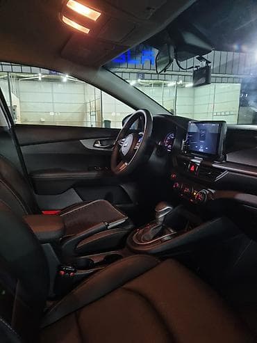Kia K3: 2019 г., 1.6 л, Автомат, Бензин, Седан — 9