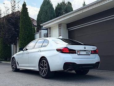 BMW 5 series: 2022 г., Гибрид, Седан — 5
