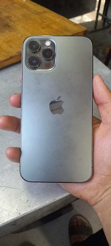 чехлы бу: IPhone 12 Pro Max, Б/у, 256 ГБ, Графит, 75 % — 2