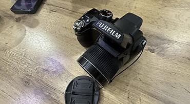 hot 50: FUJIFILM FinePix S — компактная ультразуум‑камера с эргономичной — 2