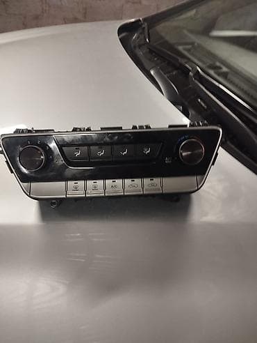srv 2: Блок климат контроля Hyundai 2018 г., Б/у, Оригинал — 1