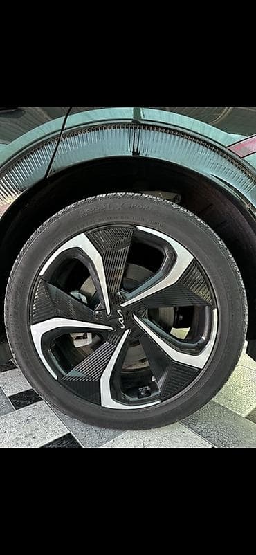 byd e5 2020: Kia EV6: 2023 г., Автомат, Электромобиль, Кроссовер — 5