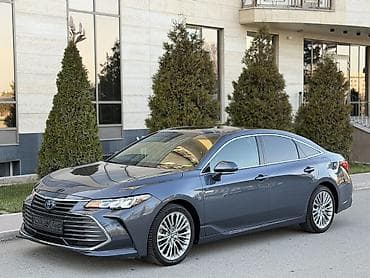 Toyota Avalon: 2018 г., 2.5 л, Вариатор, Гибрид, Седан