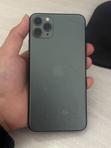 IPhone 11 Pro Max, Б/у, 64 ГБ, Графит, Кабель, 72 %