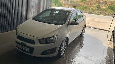 Chevrolet Aveo: 2014 г., Бензин, Седан