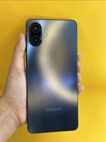 Samsung Galaxy A7, Б/у, 128 ГБ, цвет - Черный, 2 SIM, eSIM