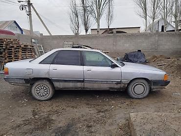 чашка таксафон: Audi 100: 1990 г., 2 л, Механика, Бензин — 2