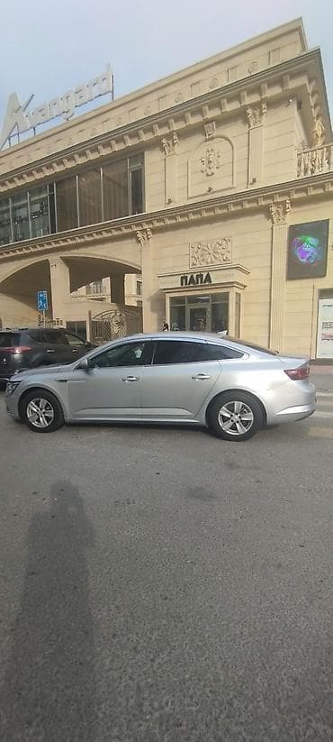 пежо 301: Renault SM6: 2018 г., 2 л, Автомат, Газ, Седан — 2