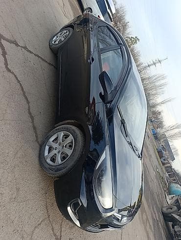 hyundai avante 2012: Hyundai Accent: 2013 г., 1.6 л, Ручные, Седан — 8