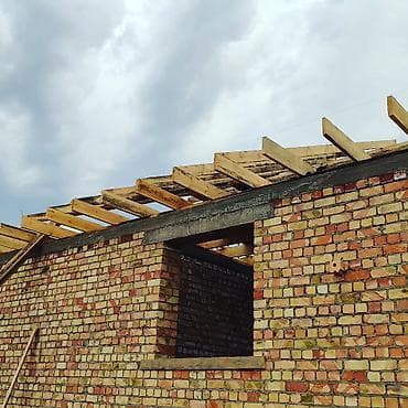 металом: Кровельные работы под ключ: монтаж новой крыши, стропильной системы — 6