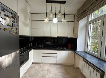 ош суточные квартира: 2 комнаты, 42 м², Сталинка, 2 этаж — 7