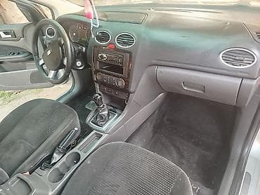 n line: Ford Focus: 2006 г., 1.8 л, Механика, Бензин, Хэтчбэк — 4