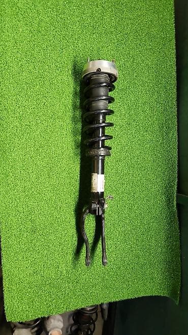 x5 e53: Стойки перед в сборе е70 6 781 918 Год 2010 В отличном состоянии — 1