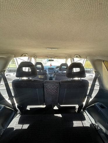 велюровое: Honda Stream: 2001 г., 2 л, Автомат, Бензин, Минивэн — 7