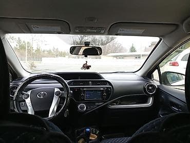 corolla 2016: Toyota Aqua: 2016 г., 1.5 л, Вариатор, Гибрид, Хэтчбэк — 2