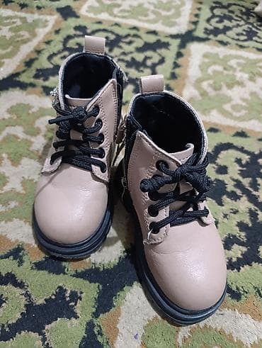 обувь на лето: Детские ботинки-деми,весна осень совсем новая удобная и качественная — 6