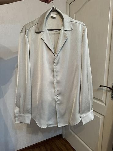 белый костюм мужской: Женский костюм: удлинённый жакет + блуза Цена: 500 сом за каждую — 4