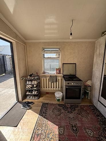 Продажа домов: Продается участок 4 сотки с времянкой площадью 50 м². Времянка — 6