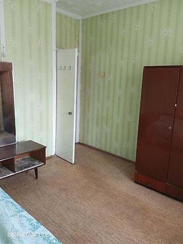 Продажа квартир: 2 комнаты, 50 м², 4 этаж, Старый ремонт — 4