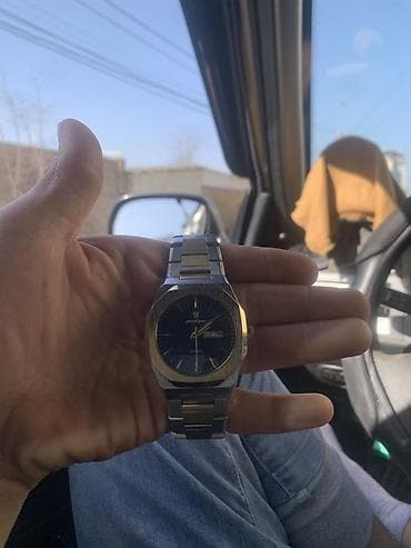 Наручные часы Poedagar, кварцевые - Корпус и браслет из нержавеющей