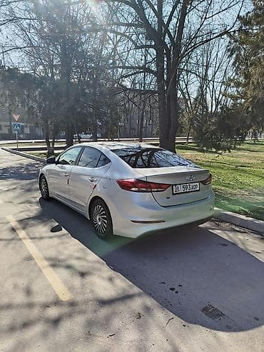 хундай аванте 2010: Hyundai Elantra: 2017 г., 2 л, Автомат, Бензин, Седан — 4