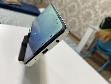 Смартфон на Android с памятью 128 ГБ Характеристики и особенности: - at lalafo.kg Смартфон на Android с памятью 128 ГБ Характеристики и особенности: -