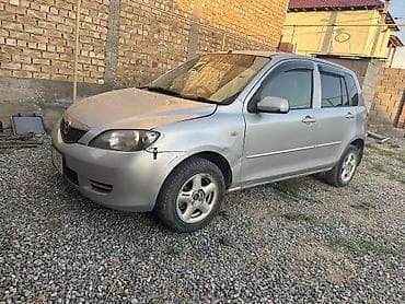 Mazda Demio: 2003 г., 1.3 л, Автомат, Бензин, Хэтчбэк