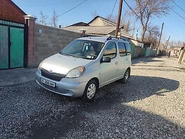 skyline gtr: Toyota Yaris Verso: 2001 г., 1.3 л, Механика, Бензин, Хэтчбэк — 7