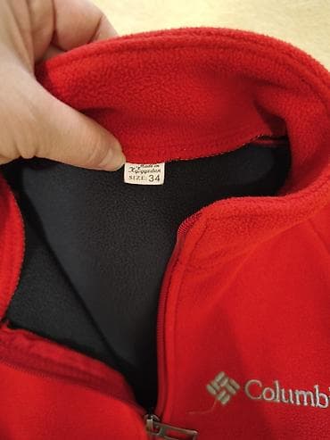 Боди: Продам флисовую кофточку. В отличном состоянии. Примерно на возраст — 2