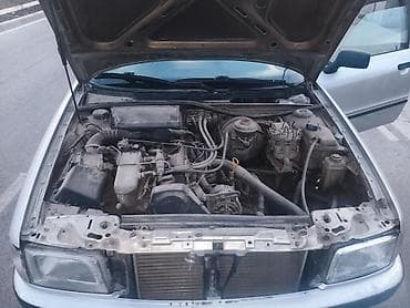 антена 124: Audi 80: 1992 г., Седан — 10