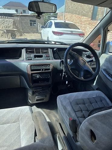 тойота приус с: Honda Odyssey: 1998 г., 2.3 л, Автомат, Бензин, Минивэн — 3