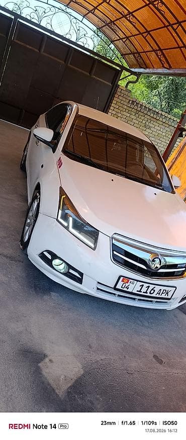 стекло cruze: Chevrolet Cruze: 2012 г., 1.8 л, Механика, Седан — 2