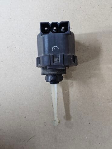 купить фары хелла блек на бмв е34: Корректор фар BMW E36. ОРИГИНАЛ б/у, из Германии, привозной. Мотор — 4