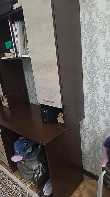 table study: Компьютерный стол, С полками — 3