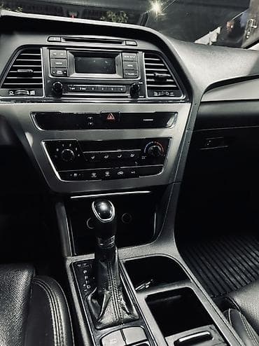 hyundai solaris 2020: Hyundai Sonata: 2016 г., 2 л, Автомат, Газ, Седан — 3