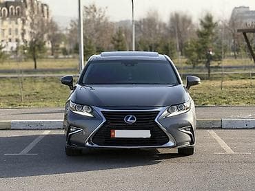 Lexus ES: 2016 г., 2.5 л, Вариатор, Гибрид, Седан