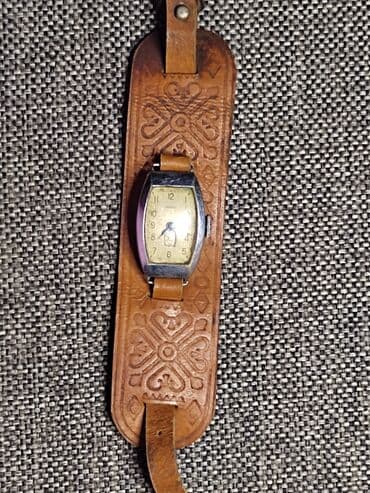 домашний турник брусья цена: Часы механические ЗВЕЗДА. СССР 
1960 -е года
Кожаный ремешок.
Рабочие — 4