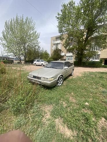 Транспорт: Mazda 626: 1991 г., 2 л, Механика, Бензин, Лифтбек — 4